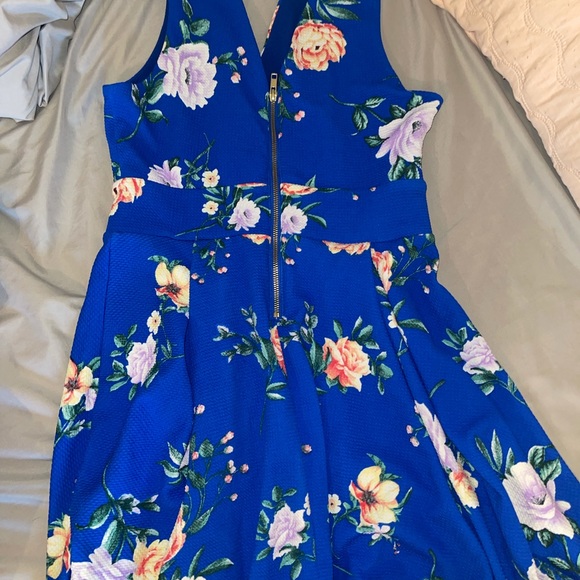 Spring Dress - Picture 3 of 3
